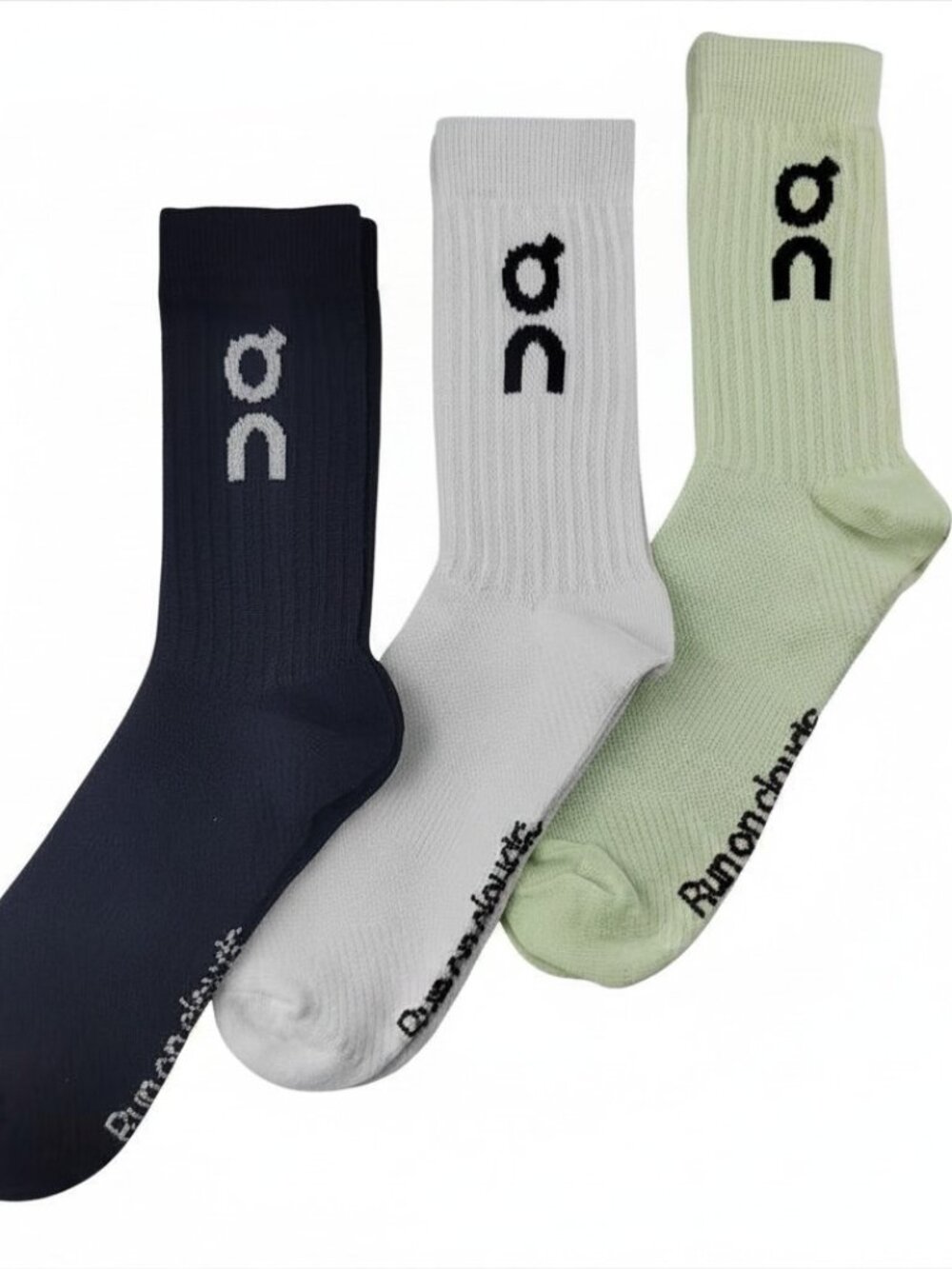 On Clouds 3-pk Crew Socks Run On Clouds Performance Size M Mens & Women